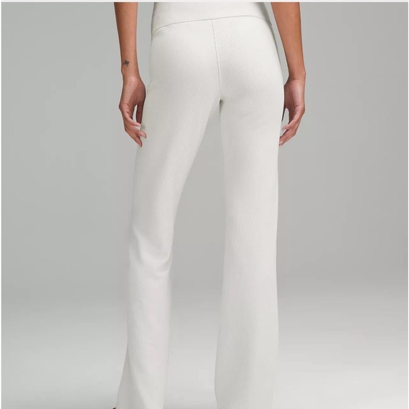 Lululemon Bone Ribbed Softstreme Flare Pants Size 2 - Picture 9 of 10